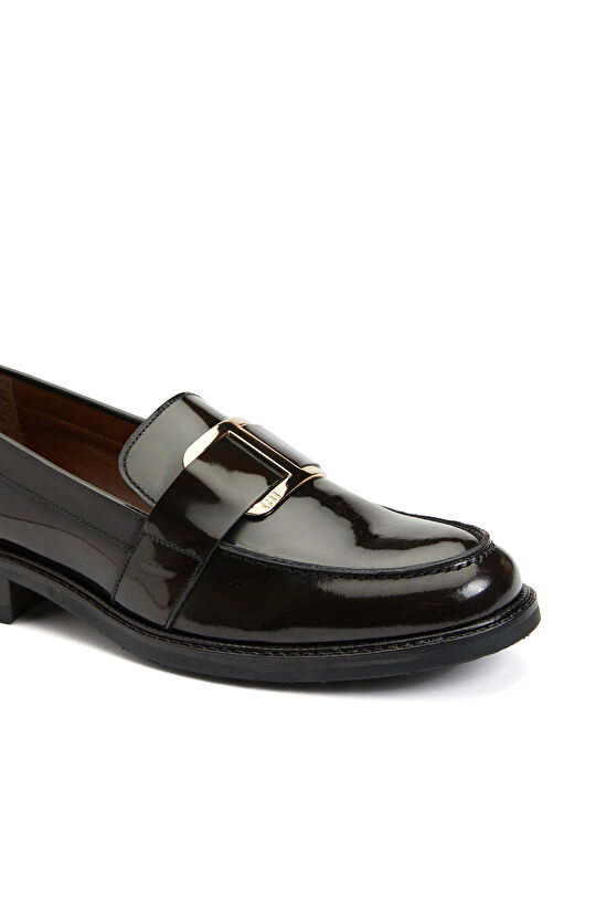 Kahverengi Deri Tokalı Kadın Loafer