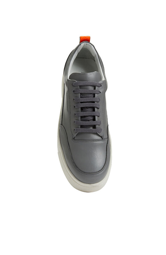 Gri Kadın Parlak Deri Sneaker