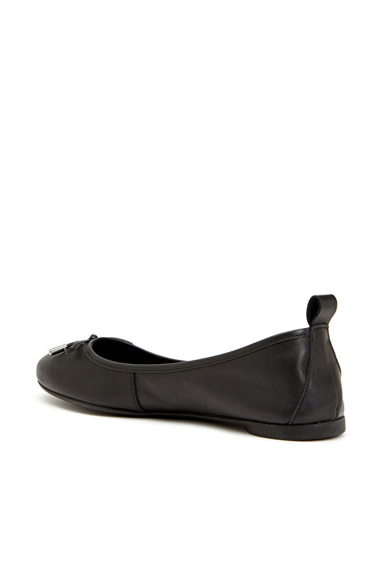 Siyah Yumuşak Deri Kadın Babet