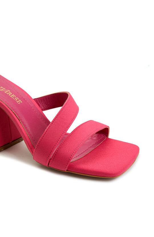 Pembe Kadın Deri Sandalet