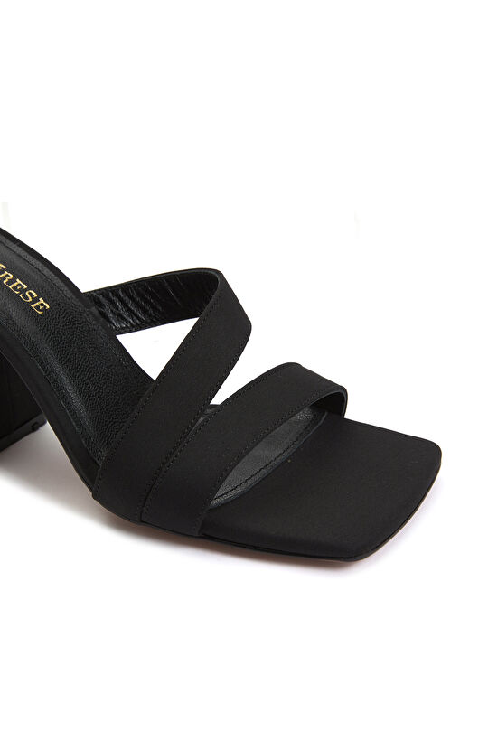 Siyah Kadın Deri Sandalet