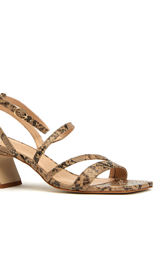 Bej Kadın Deri Sandalet