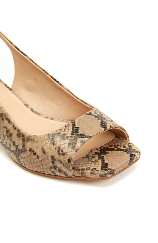 Bej Kadın Deri Sandalet