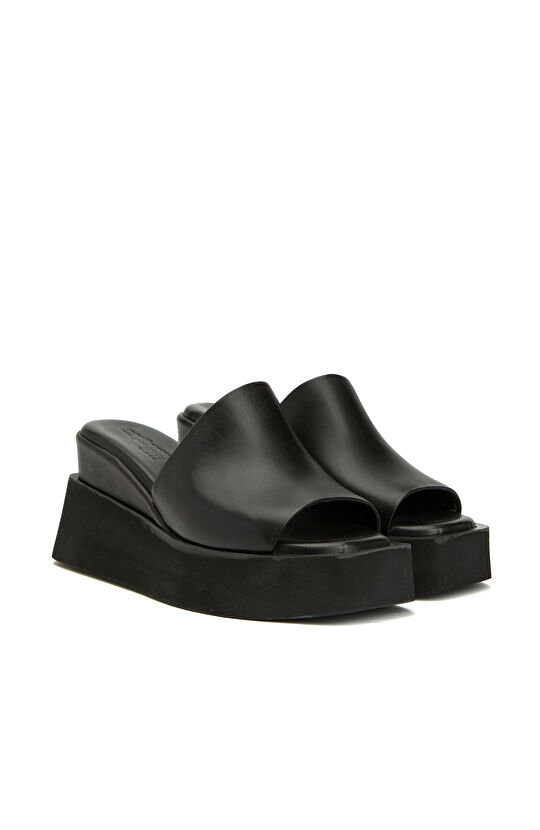 Siyah Platform Topuklu Kadın Deri Terlik