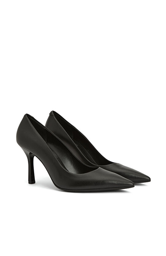 Siyah Deri Topuklu Ayakkabı
