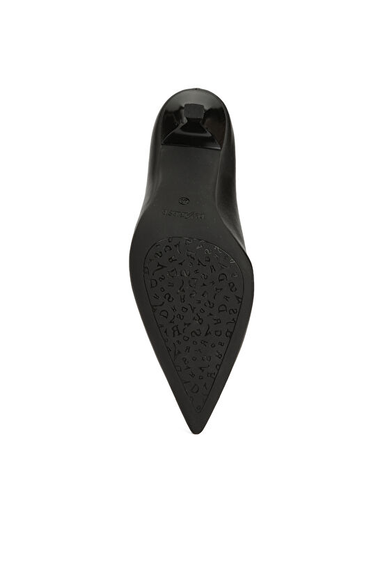 Siyah Deri Topuklu Ayakkabı