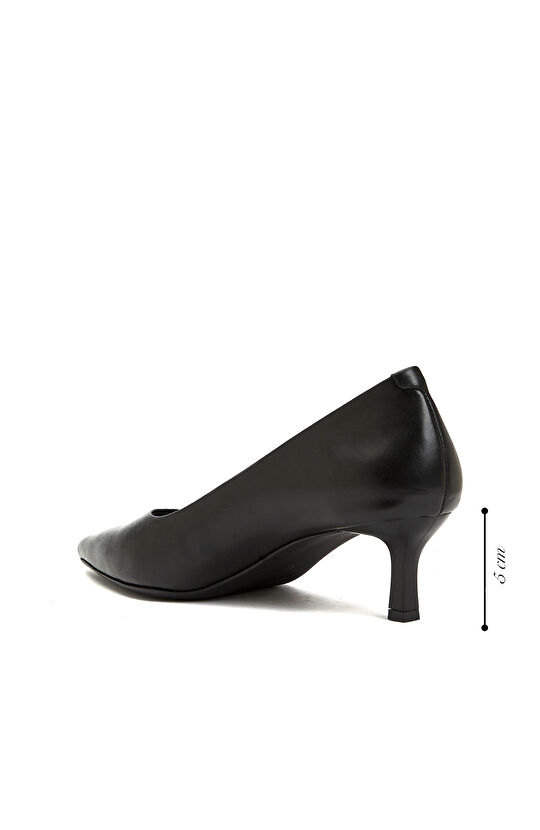 Siyah Kısa Topuklu Sivri Burun Kadın Deri Ayakkabı