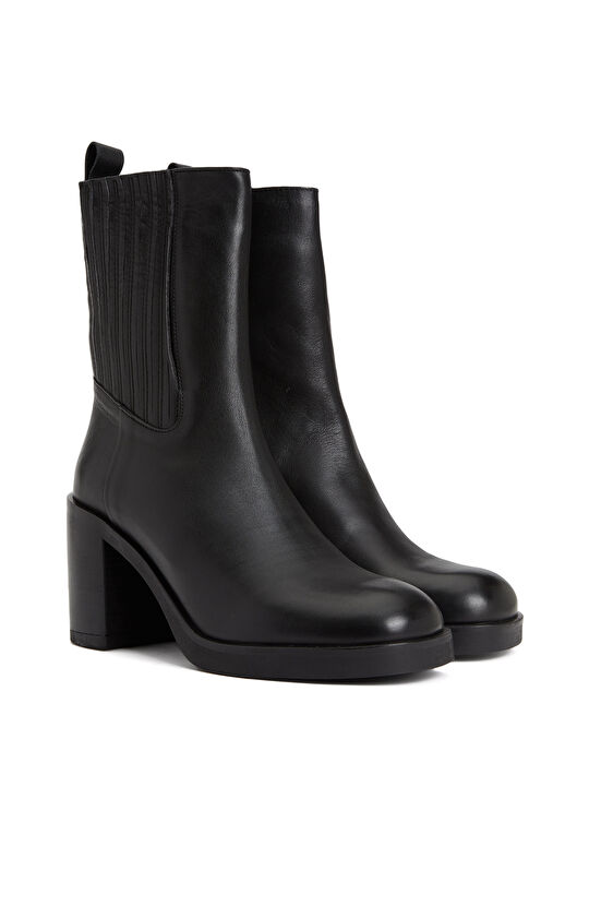 Siyah Kadın Deri Bot