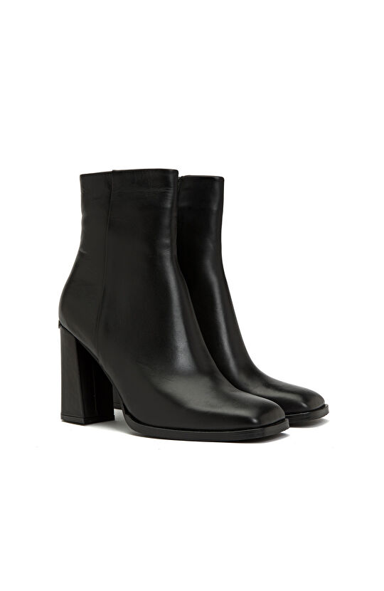 Siyah Kadın Deri Bot