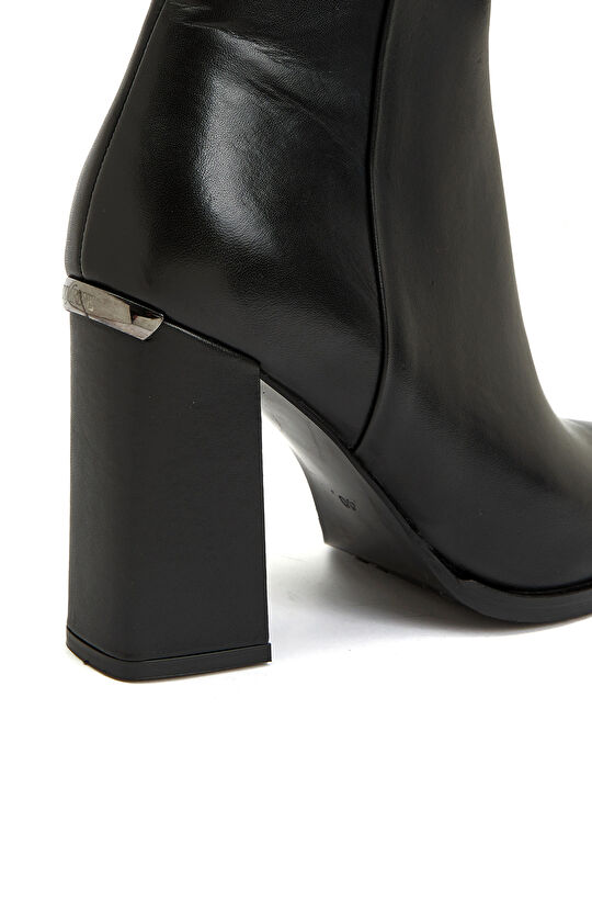 Siyah Kadın Deri Bot