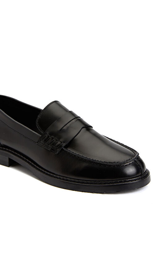 Siyah Bantlı Kadın Deri Loafer