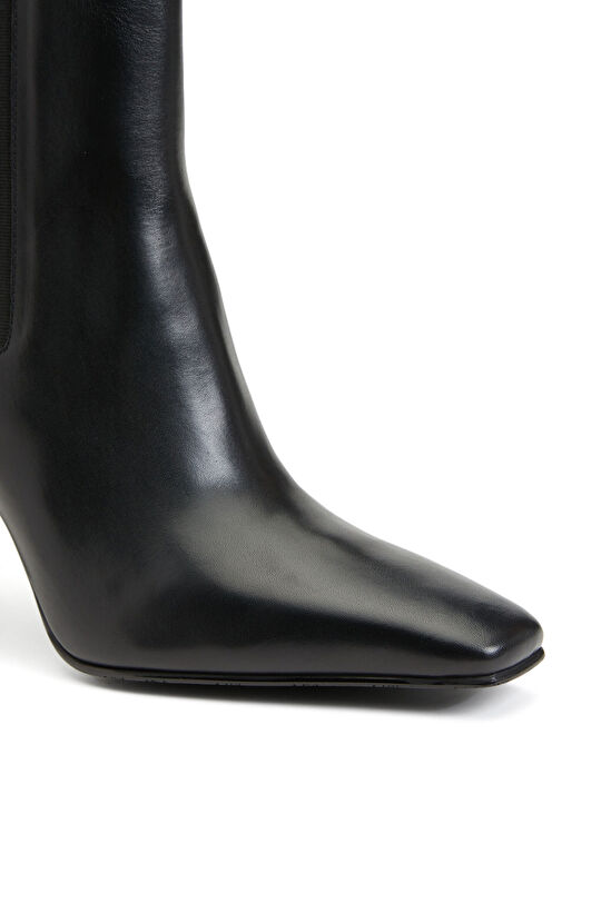 Siyah Kadın Deri Bot