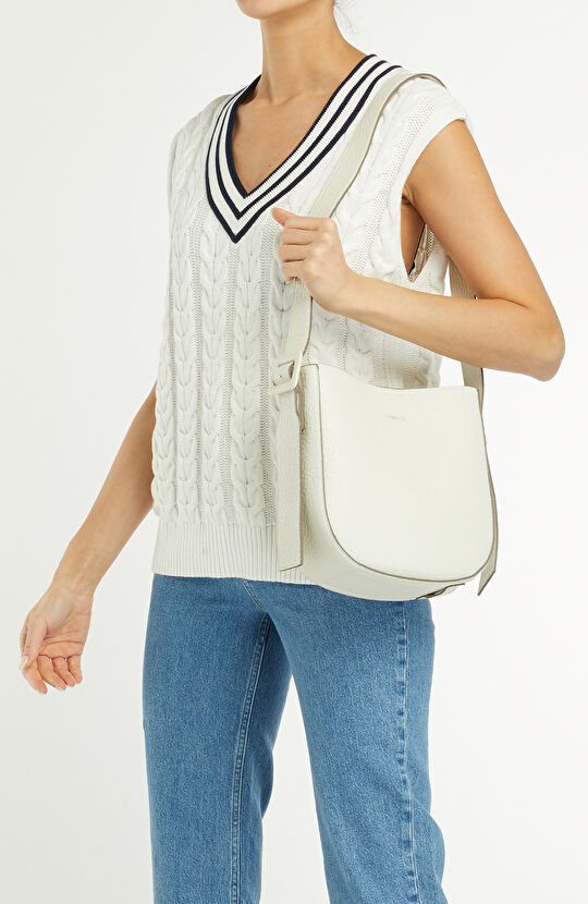 Bej Çıtçıt Kapama Kadın Omuz Çantası