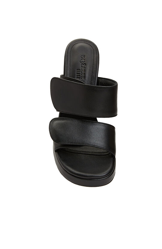 Siyah Kadın Deri Terlik