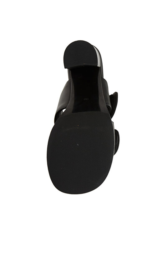 Siyah Kadın Deri Terlik