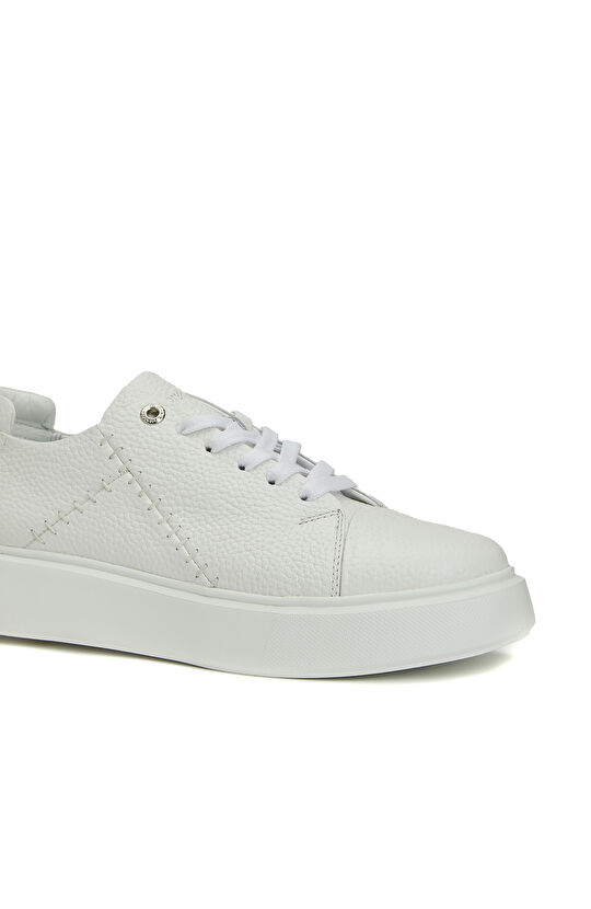 Beyaz Dikiş Detaylı Kadın Deri Sneaker