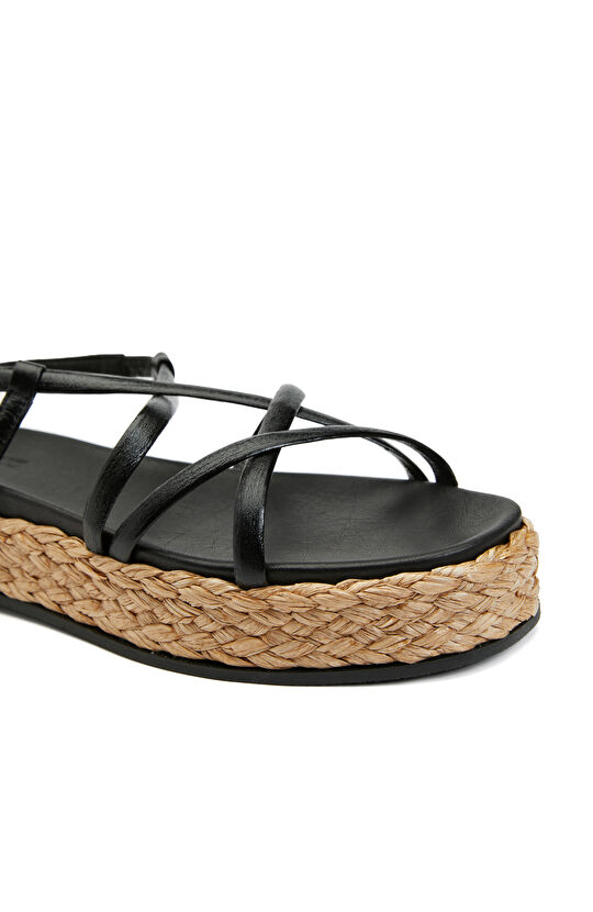 Siyah Kadın Deri Sandalet