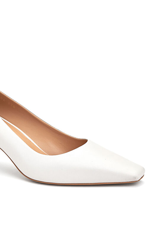 Kırık Beyaz Kadın Deri Ayakkabı