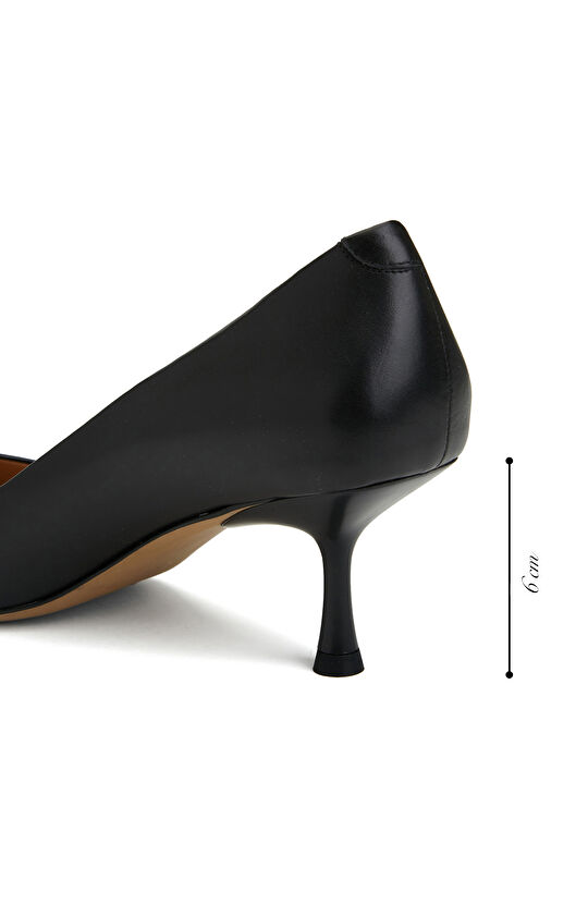 Siyah Deri Kadın Ayakkabı