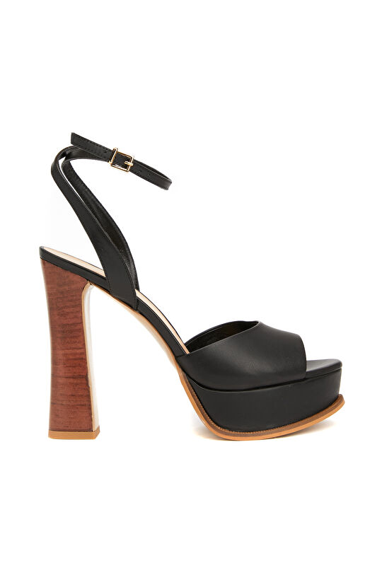 Siyah Kadın Deri Sandalet