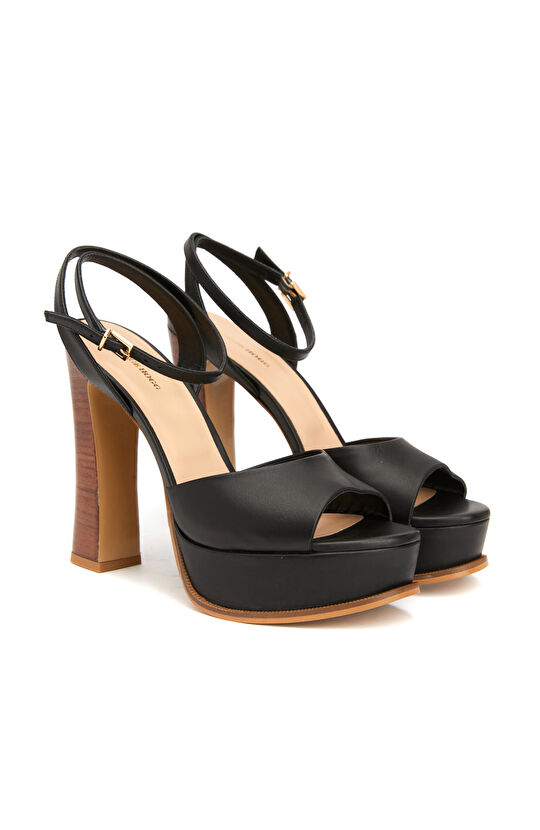 Siyah Kadın Deri Sandalet