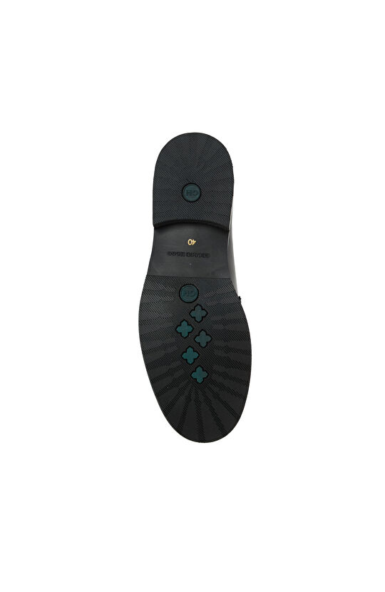 Siyah Püsküllü Kadın Deri Loafer