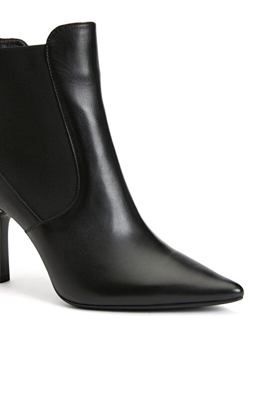 Siyah Kadın Deri Bot