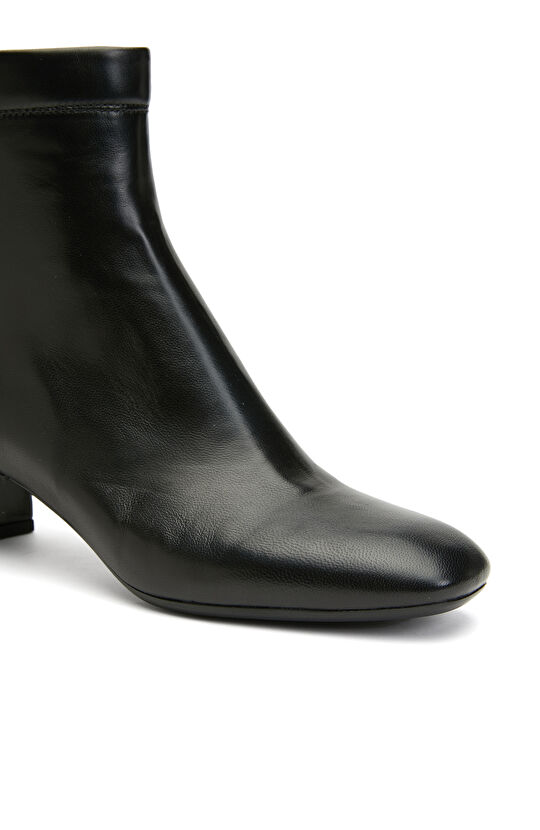 Siyah Kadın Deri Bot