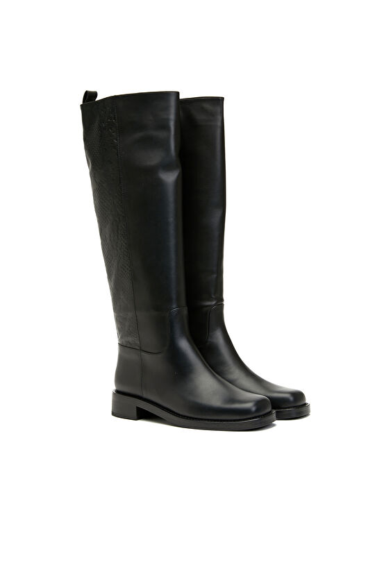 Siyah Kadın Küt Burun Deri Çizme