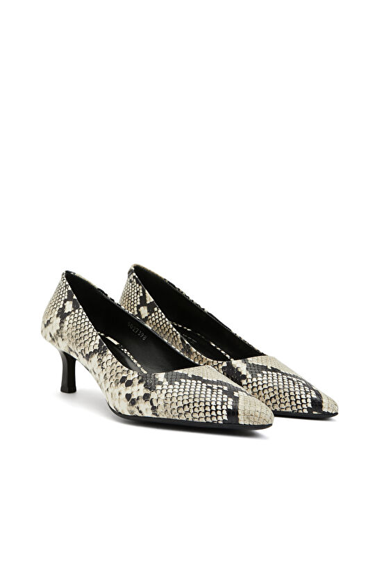 Hayvan Desenli Bej Kadın Deri Stiletto