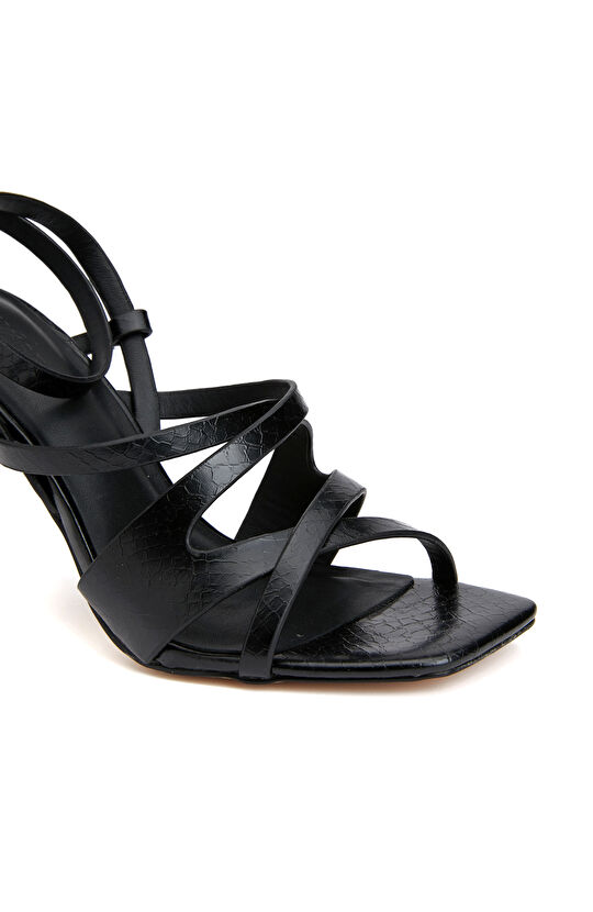 Siyah Kadın Sandalet