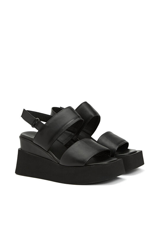 Siyah Kadın Deri Sandalet