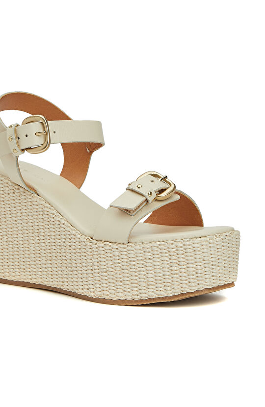 Kırık Beyaz Kadın Deri Sandalet