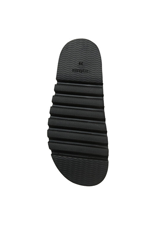 Siyah Kadın Deri Terlik