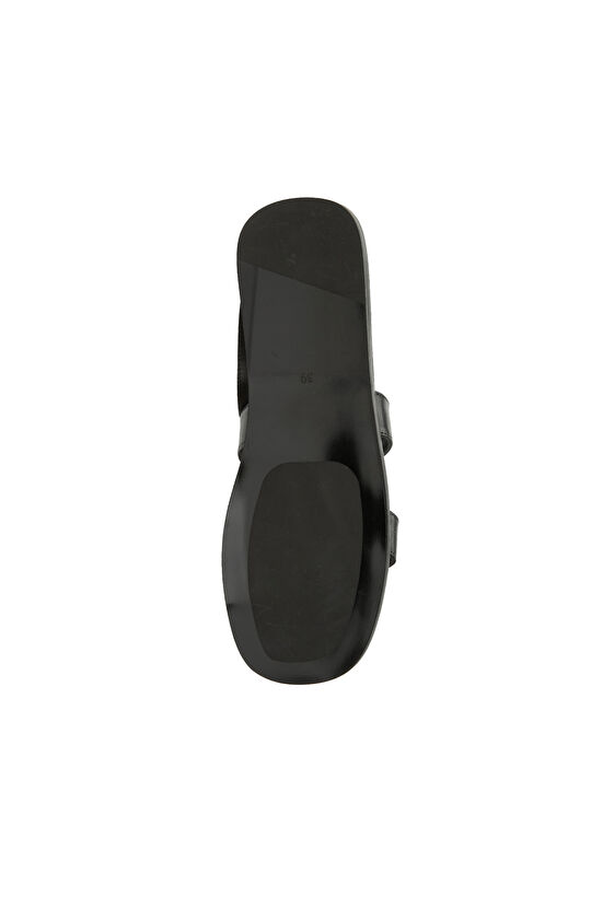 Siyah Kadın Deri Sandalet