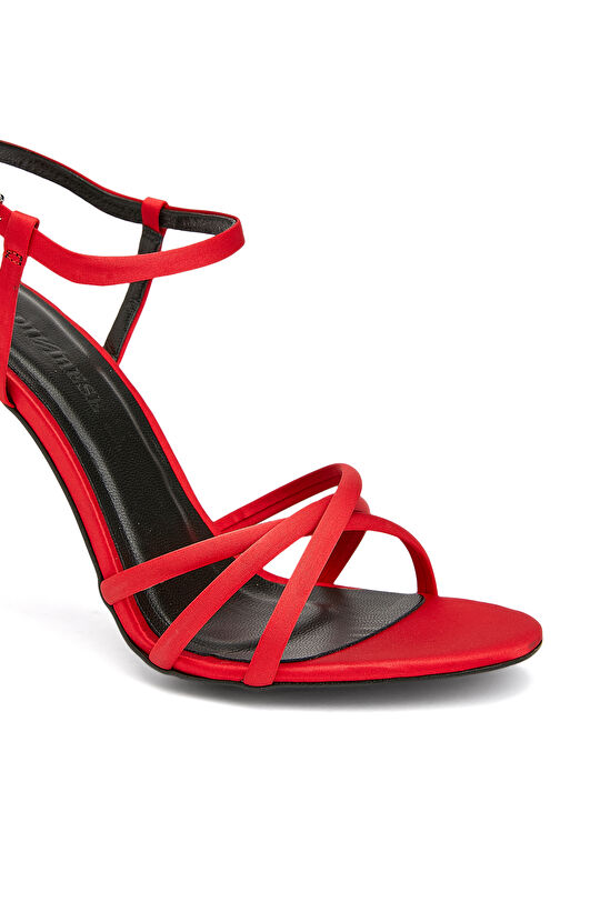 Kırmızı Saten Sandalet
