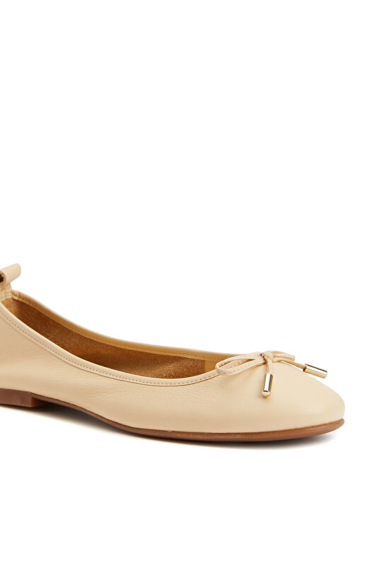 Vanilya Yumuşak Deri Kadın Babet