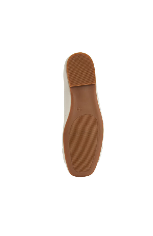 Kırık Beyaz Kadın Deri Babet