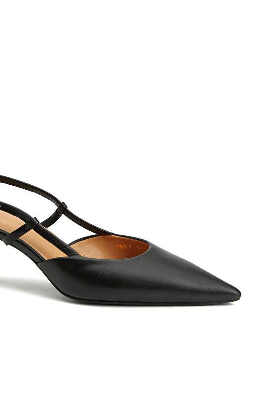 Siyah Deri Kadın Topuklu Ayakkabı