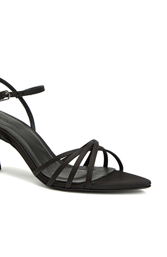 Siyah Kadın Sandalet