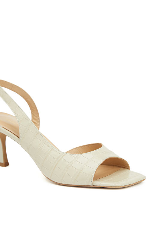 Bej Kadın Deri Sandalet