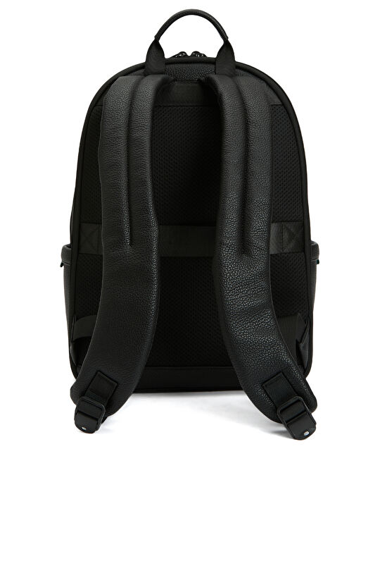 Siyah Erkek Sırt Çantası