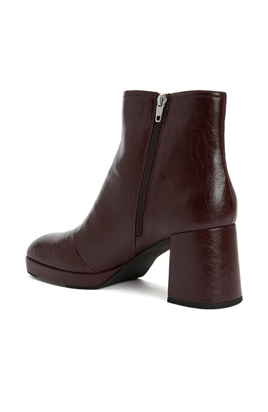 Bordo Kadın Bot