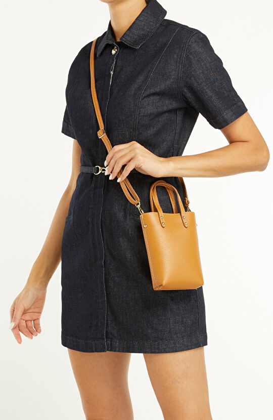 Taba Desenli Kadın Deri Postacı Çantası