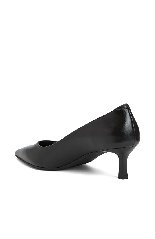 Siyah Deri Topuklu Ayakkabı