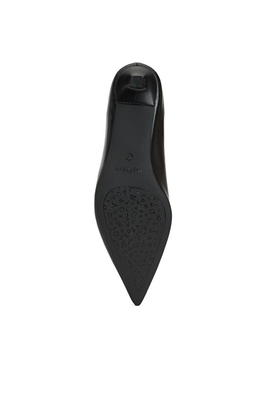 Siyah Deri Topuklu Ayakkabı