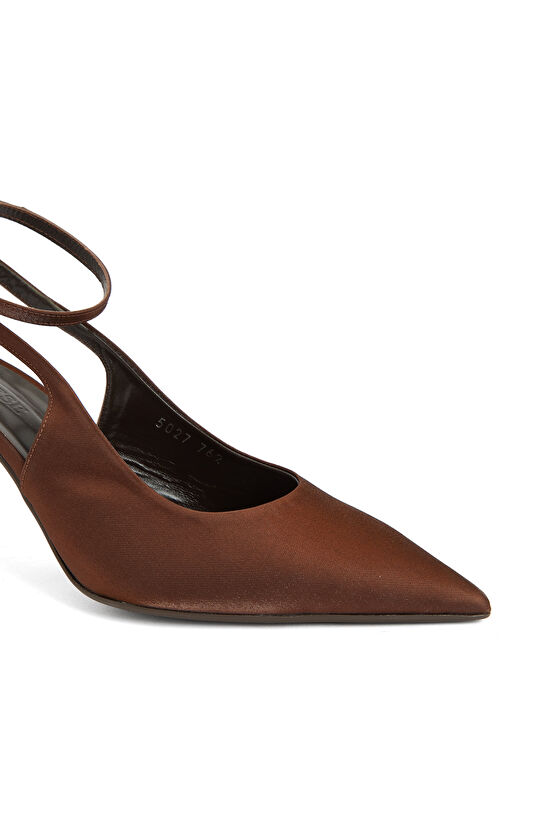 Kahverengi Deri Topuklu Ayakkabı