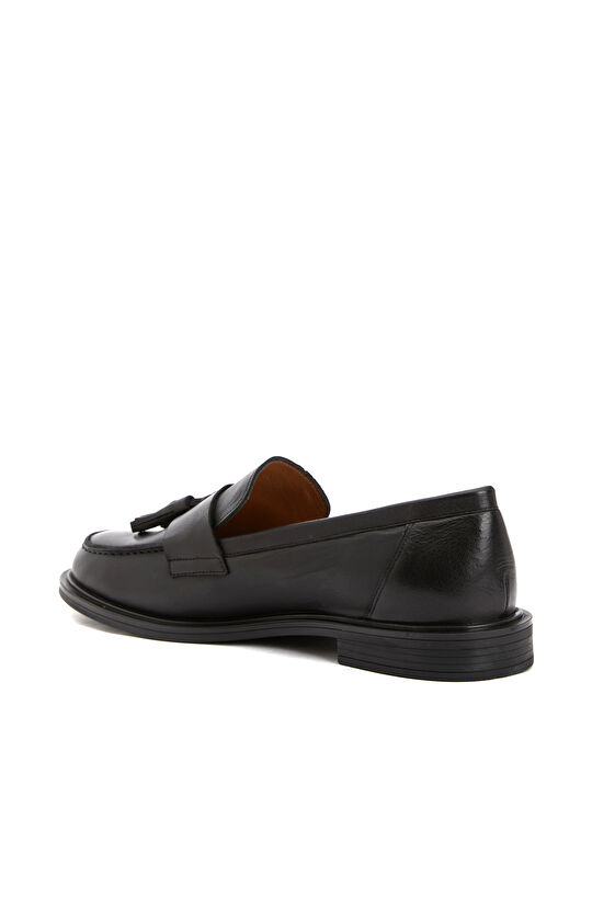 Siyah Kadın Deri Püskül Detaylı Loafer