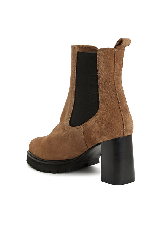 Kum Kadın Süet Bot