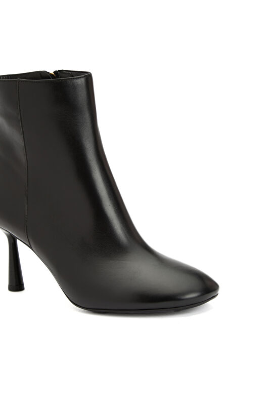 Siyah Kadın Deri Bot